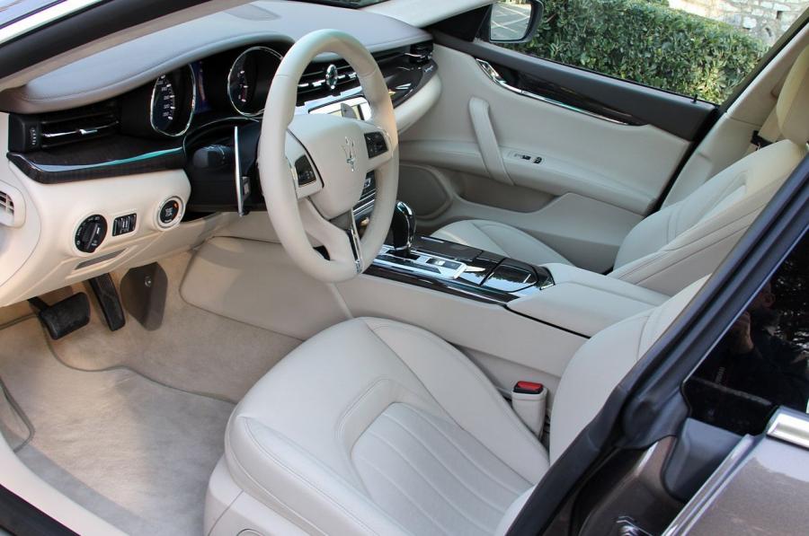  Maserati Quattroporte 2014 года  (фото 24 из 52)